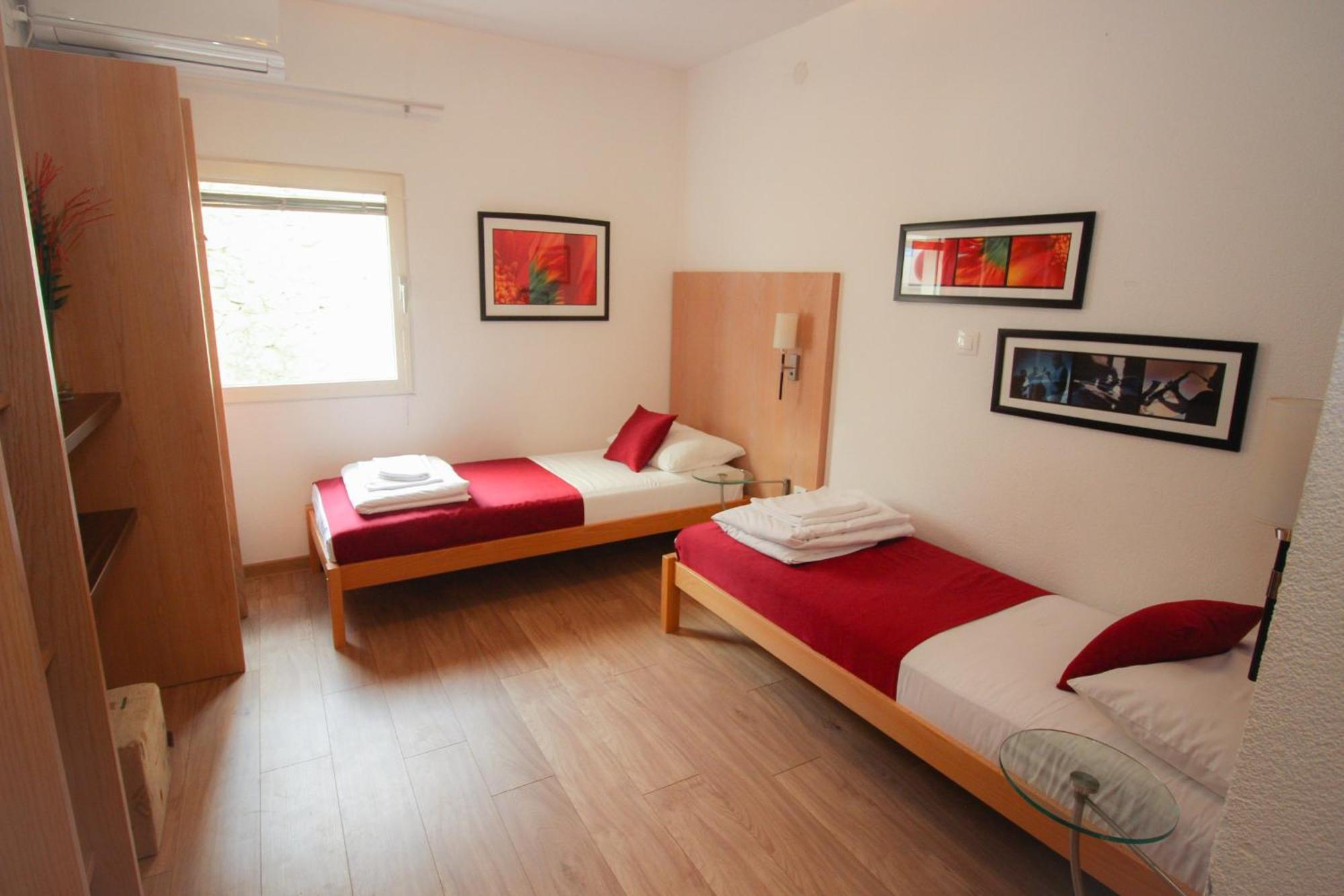 Motel Deny Mostar Eksteriør billede